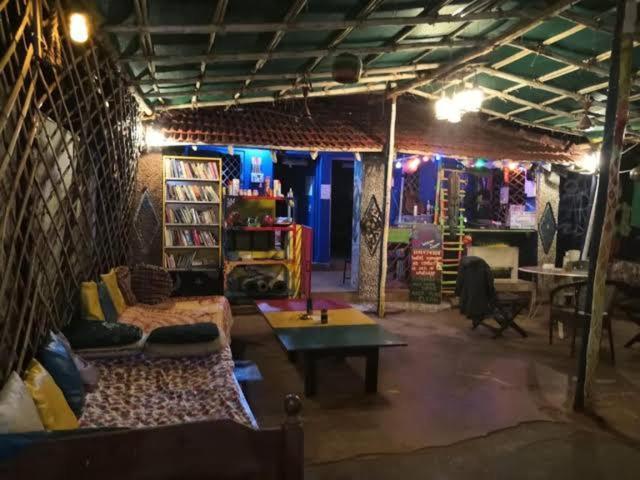 Hippie Hostel Or Goamazing Hostel Anjuna Dış mekan fotoğraf